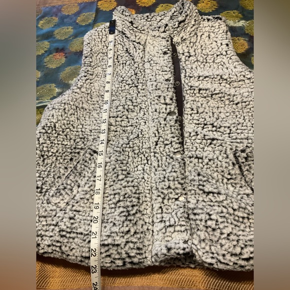 Gorgeous Thread & Supply Vest Excellent Condition - Picture 3 of 3